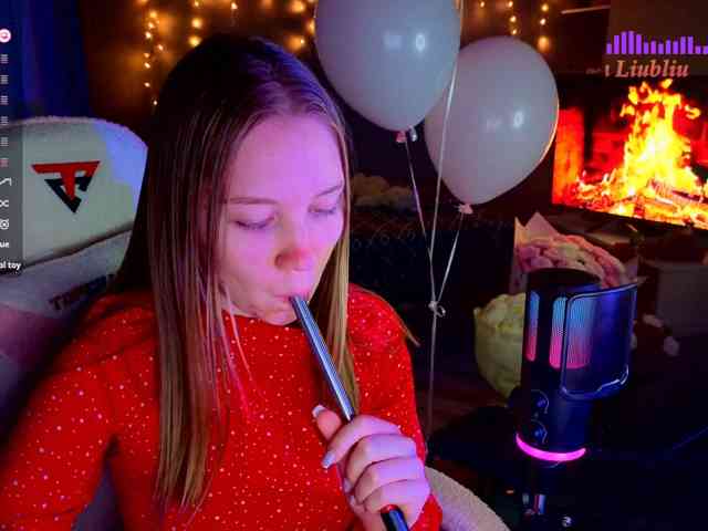 Lilith-girls-party
