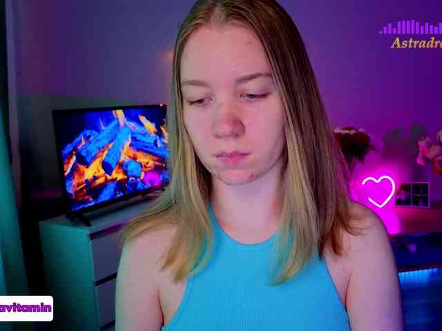 Vita-min-4ik Live Webcam on BongaCams