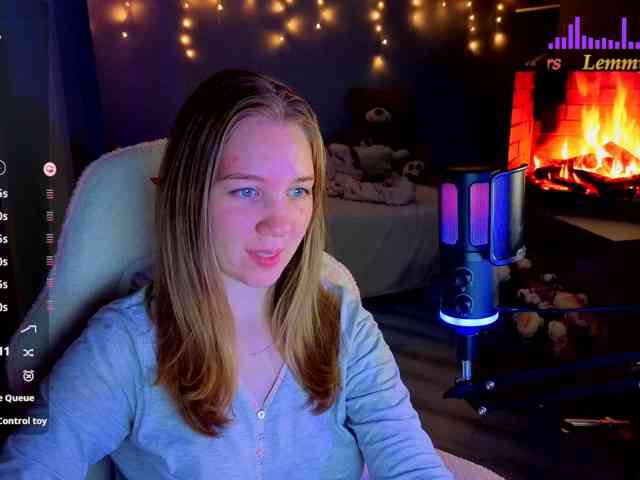 Lilith-girls-party - Girl 