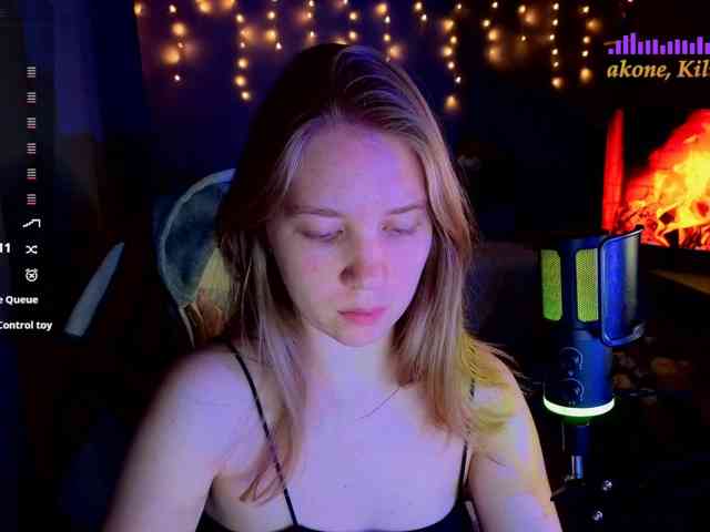 Lilith-girls-party webcam