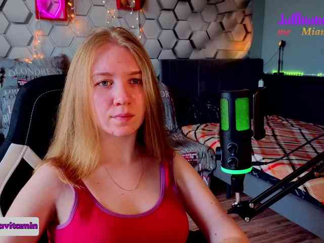 Vita-min-4ik webcam