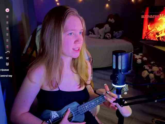 Lilith-girls-party webcam