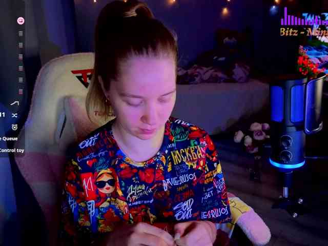 Lilith-girls-party webcam