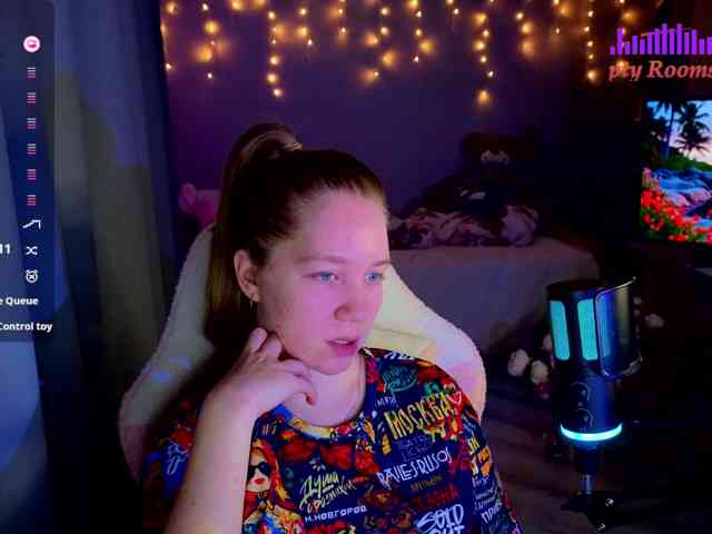 Lilith-girls-party webcam