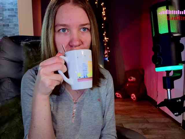 Vita-min-4ik Live Webcam on BongaCams