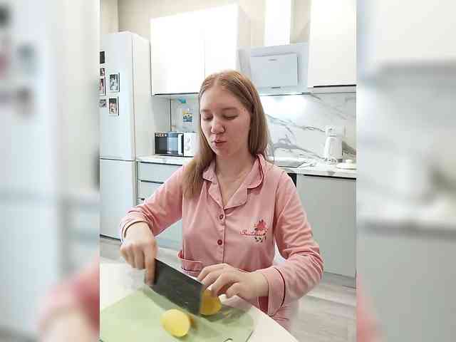 Vita-min-4ik Live Webcam on BongaCams