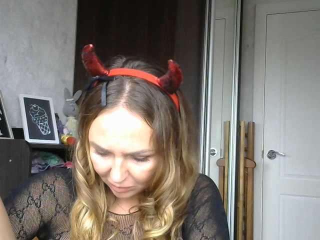 CuteFngelina live cam on BongaCams