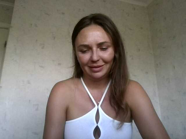CuteFngelina live cam on BongaCams