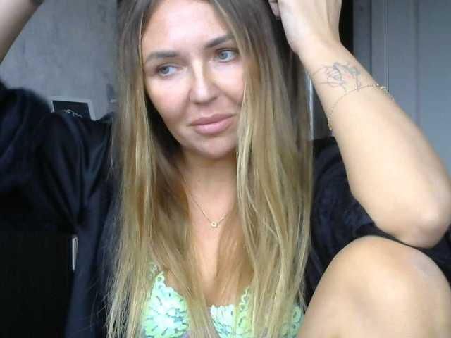 CuteFngelina live cam on BongaCams