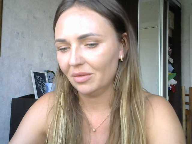 CuteFngelina live cam on BongaCams
