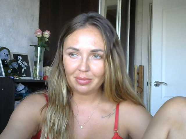CuteFngelina live cam on BongaCams