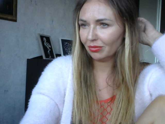 CuteFngelina live cam on BongaCams