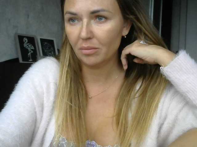CuteAngelina live cam preview
