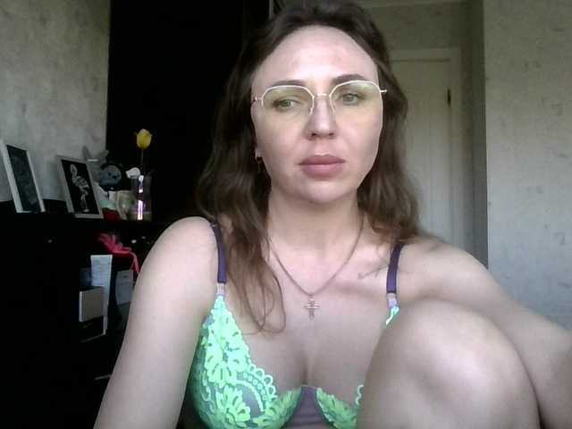 целка CuteFngelina