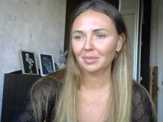 CuteFngelina live cam on BongaCams