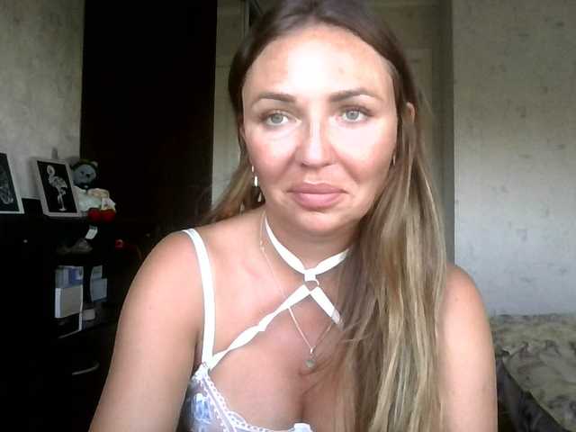 CuteAngelina live webcam show