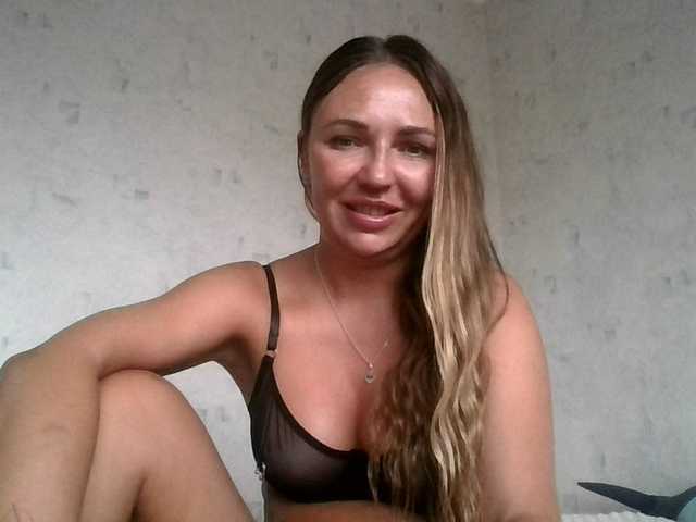 CuteFngelina live webcam show
