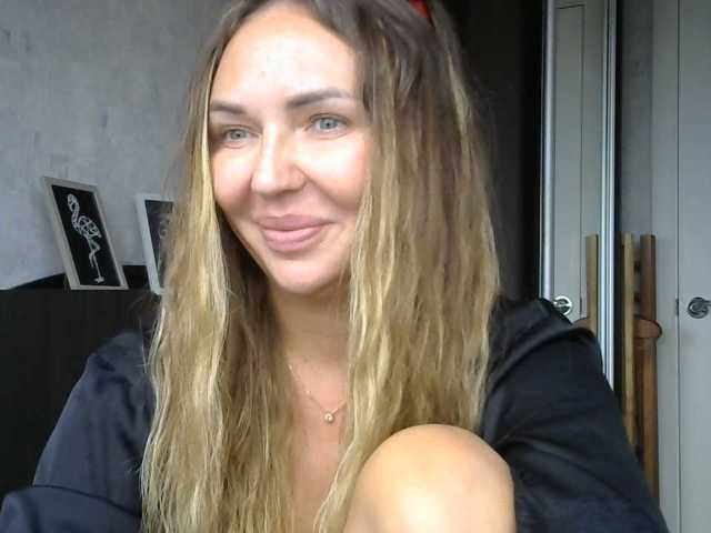 CuteAngelina live cam on BongaCams