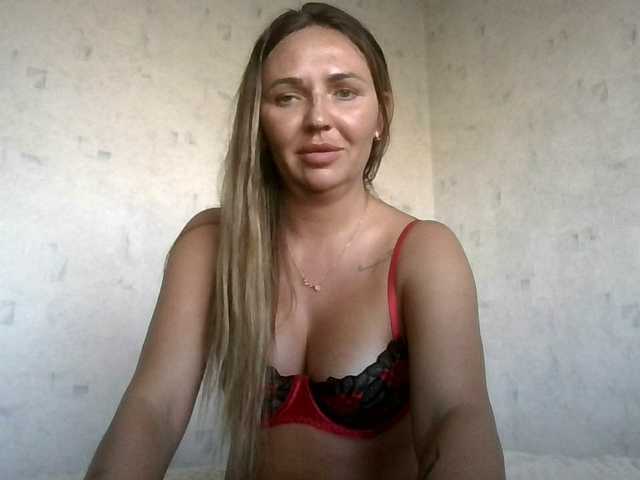 CuteFngelina live cam on BongaCams