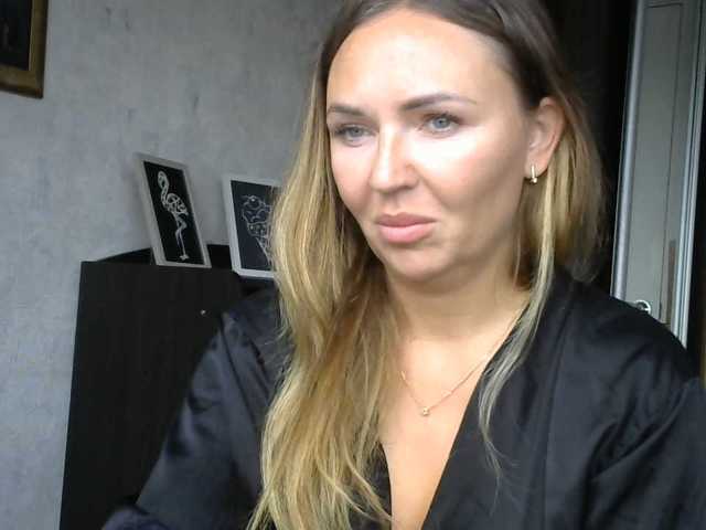 CuteFngelina live cam on BongaCams