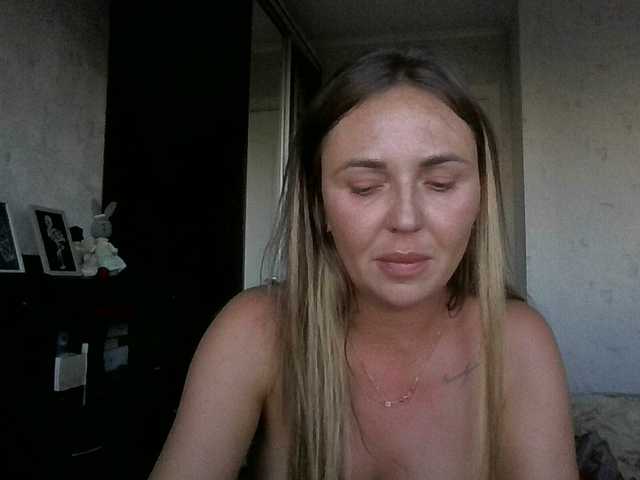CuteFngelina live cam on BongaCams