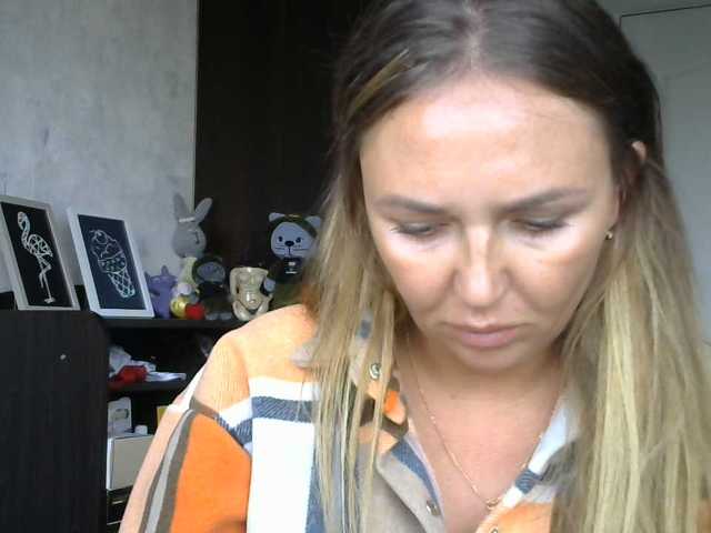 CuteFngelina live cam on BongaCams