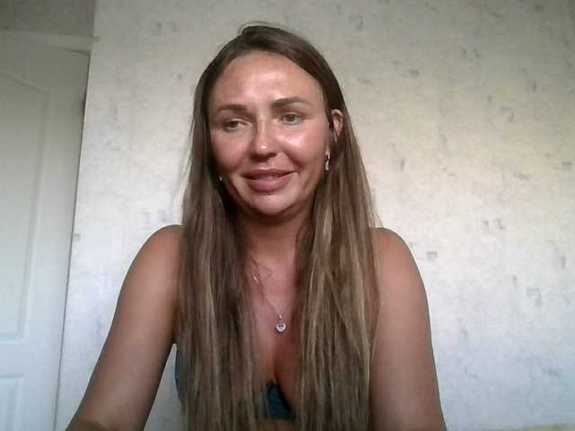 CuteFngelina live cam on BongaCams