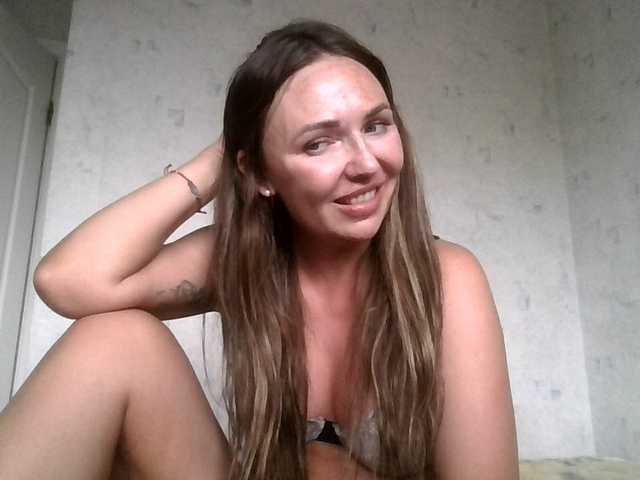 CuteFngelina live cam on BongaCams
