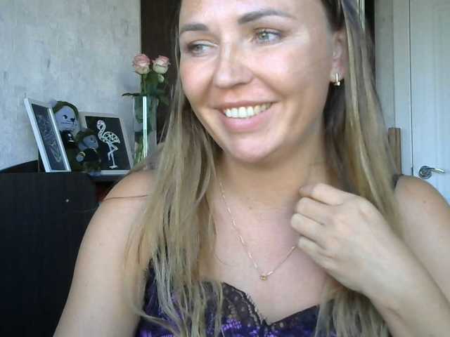 CuteFngelina live cam on BongaCams