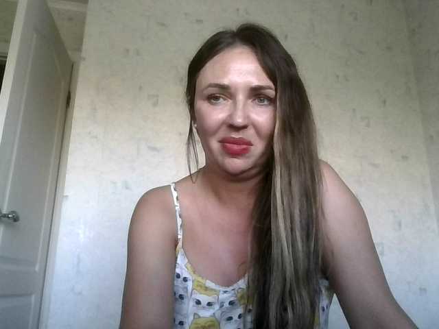 CuteFngelina live cam on BongaCams