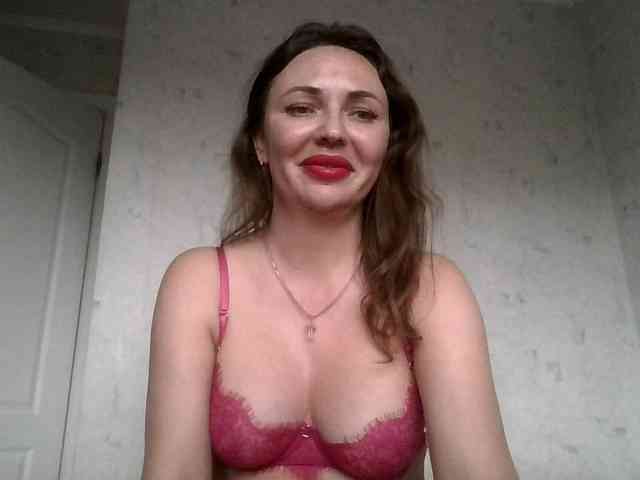 CuteAngelina webcam