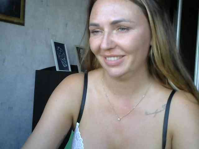 CuteFngelina CuteFngelina