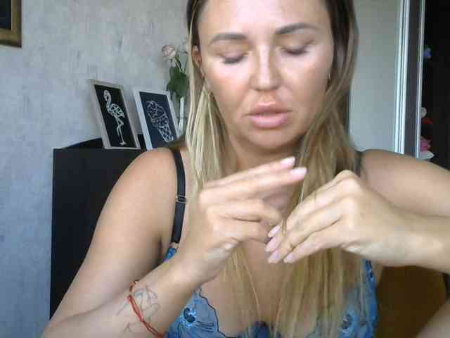 CuteFngelina CuteFngelina