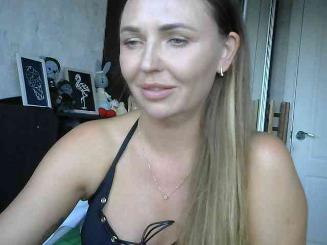 CuteAngelina webcam