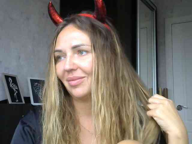 CuteFngelina CuteFngelina