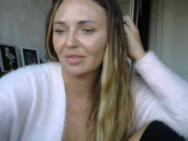 CuteFngelina