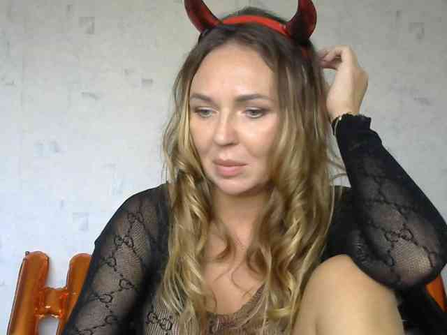 CuteAngelina webcam