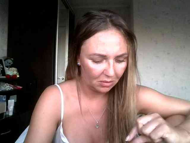 CuteAngelina webcam