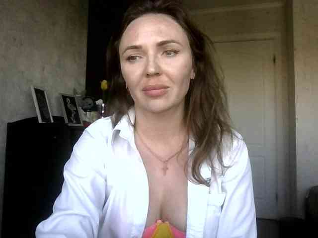 CuteAngelina webcam