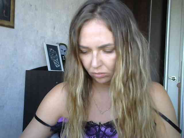 CuteAngelina webcam