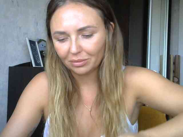 CuteFngelina CuteFngelina