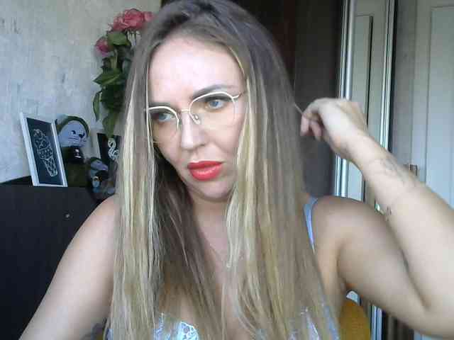 CuteFngelina CuteFngelina