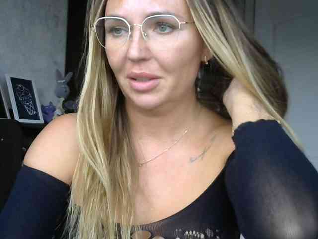 CuteFngelina