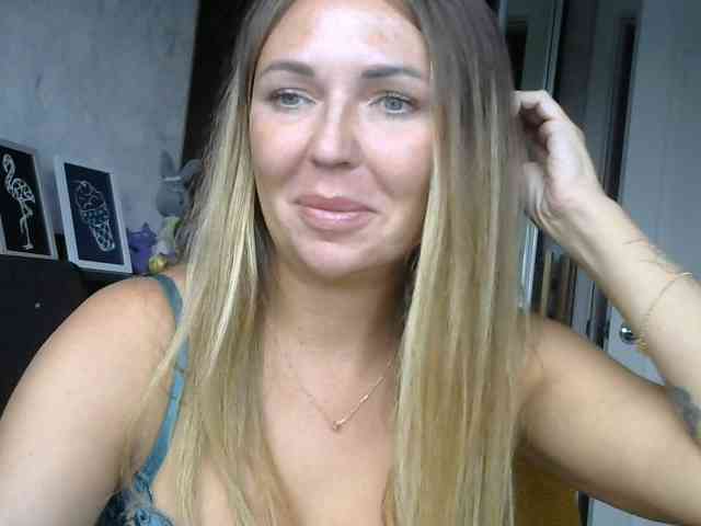 CuteFngelina