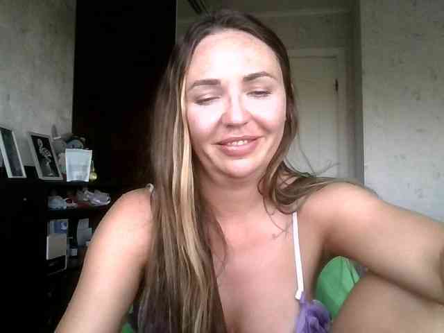 CuteAngelina webcam