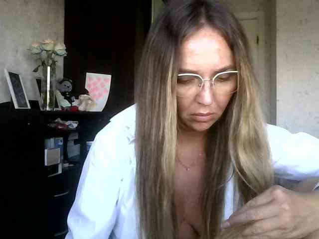 CuteAngelina webcam