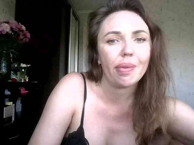 CuteAngelina webcam