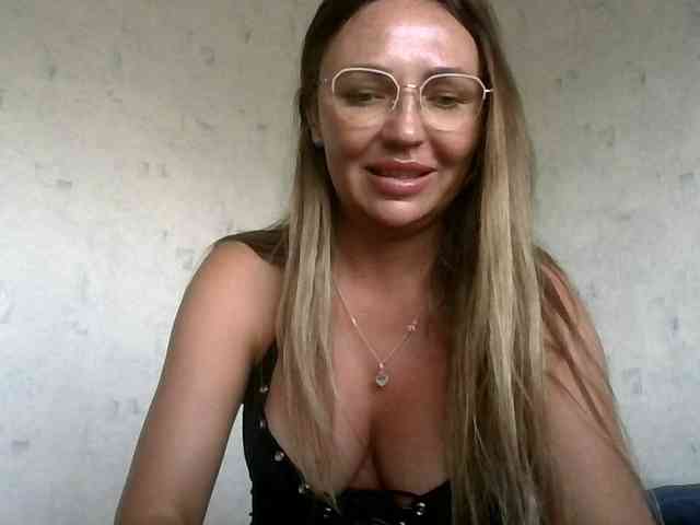 CuteAngelina webcam