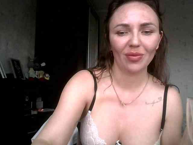 CuteAngelina webcam