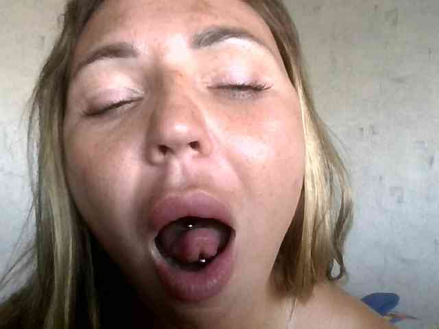 CuteAngelina webcam